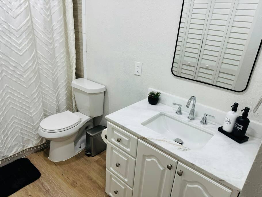 Miami Studio Near Airport/Beach ภายนอก รูปภาพ