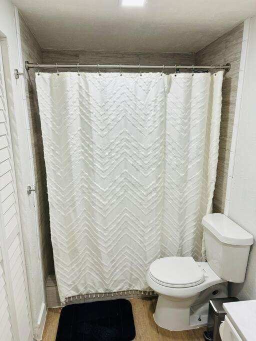 Miami Studio Near Airport/Beach ภายนอก รูปภาพ